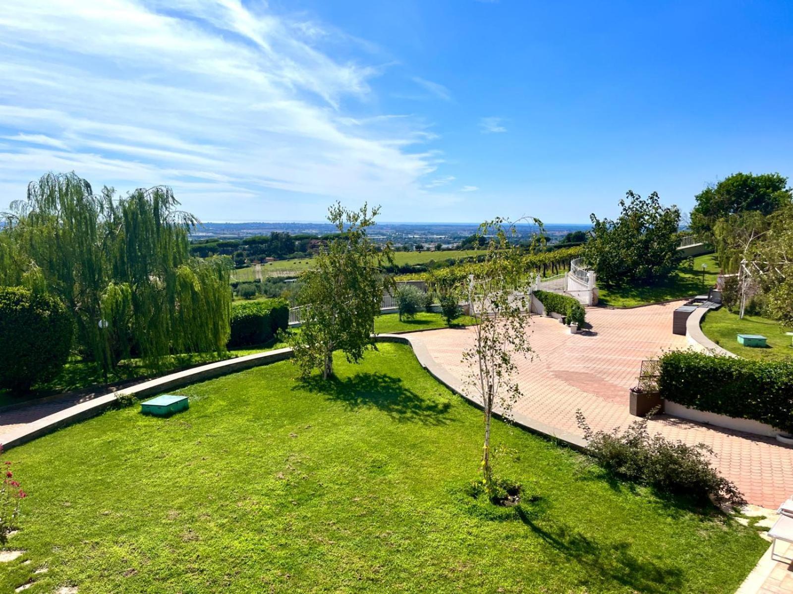 Villa Cape House à Albano Laziale Extérieur photo